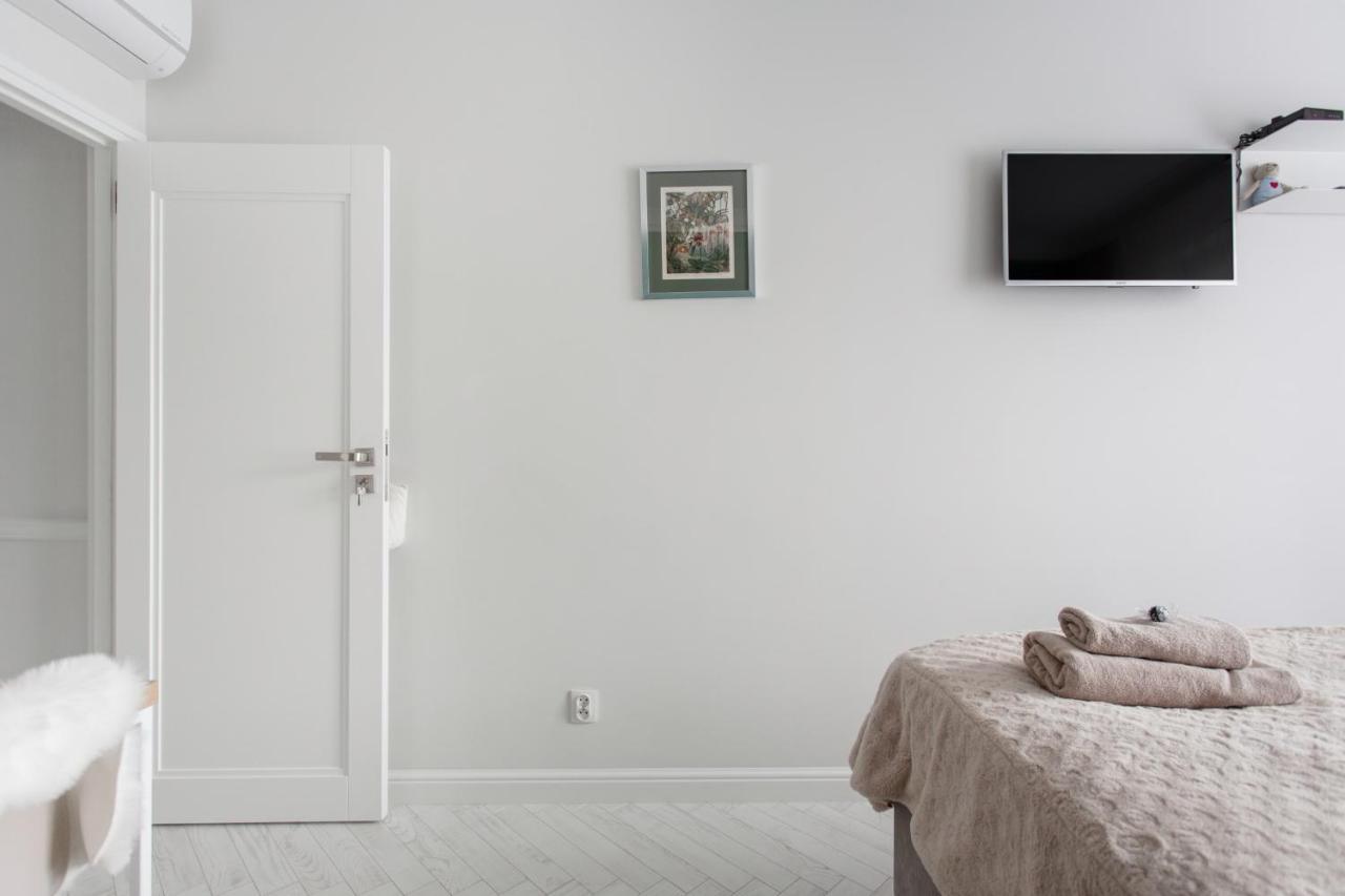 Luksusowy Apartament Hercena7 W Sercu Miasta 브로츠와프 외부 사진